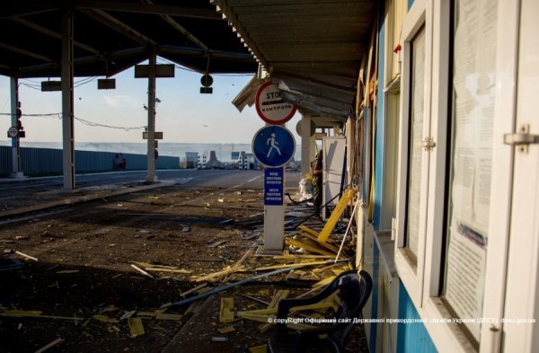 Пункт пропуску «Маринівка» після бою з терористами. ФОТО. ВІДЕО