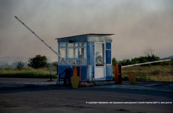 Пункт пропуску «Маринівка» після бою з терористами. ФОТО. ВІДЕО