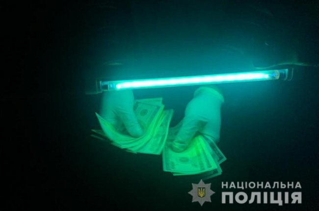 Хабар чиновниці Волинської ОДА: повідомили деталі та опублікували фото