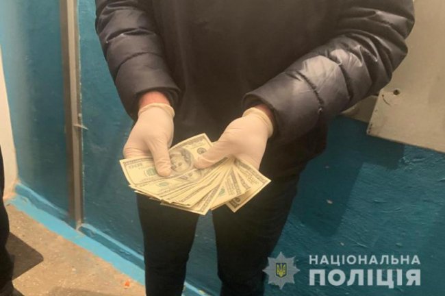 Хабар чиновниці Волинської ОДА: повідомили деталі та опублікували фото