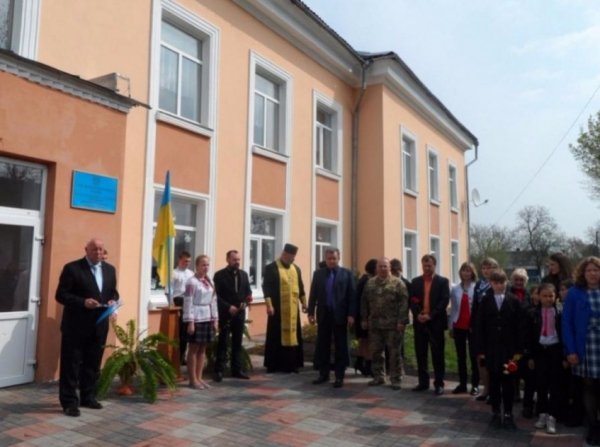 На Волині відкрито меморіальну дошку загиблому учаснику АТО. ФОТО