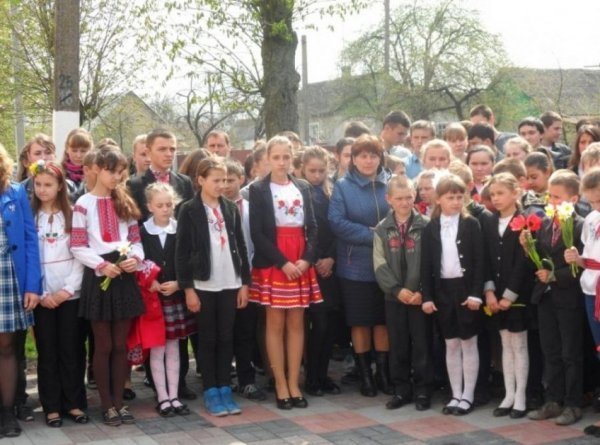 На Волині відкрито меморіальну дошку загиблому учаснику АТО. ФОТО