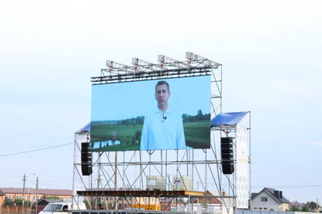 Під Луцьком влаштували автофестиваль. ФОТО