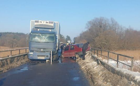 В автотрощі на Львівщині травмувалися троє лучан. ФОТО