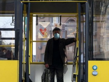 «Червона» зона карантину: у Ківерцівському районі заборонили посадку пасажирів у транспорт