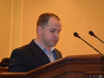 Директор «Луцьких ринків» має 20 земельних ділянок, три авто і понад 2 мільйони готівкою 