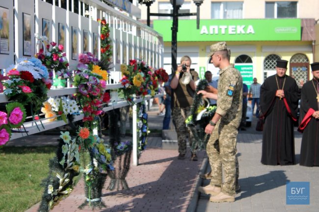 У Володимирі вшанували загиблих захисників України. ФОТО