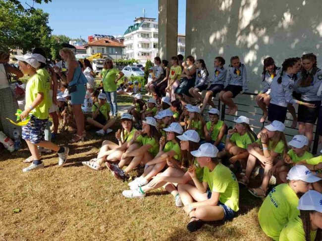 Діти з Волині стали «зірками» на Міжнародному фестивалі у Болгарії. ФОТО