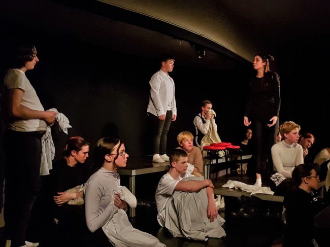 Луцькі театрали здійснили благодійні покази у Польщі. ФОТО