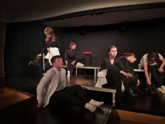 Луцькі театрали здійснили благодійні покази у Польщі. ФОТО