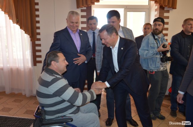 «Ми витрусимо з держави гроші для пенсіонерів та ветеранів», – Олег Ляшко у Луцьку*