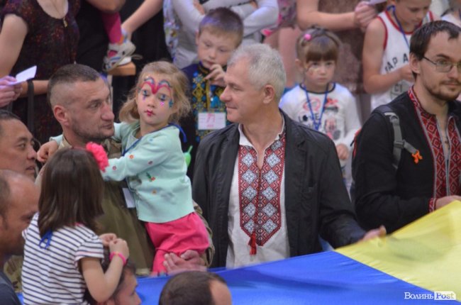 Діти наших Героїв: у «ПортСity» розважали дітей волинських атовців