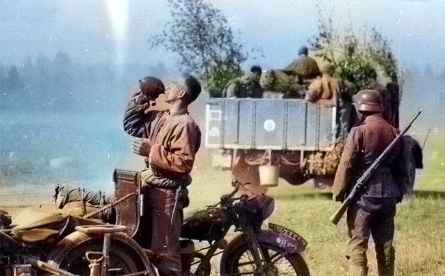 Червень 1941 року в кольорі: фото з початку війни