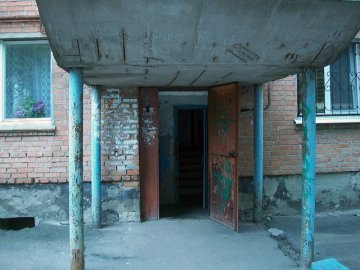 Ремонт у луцьких під’їздах робитимуть за гроші від інтернет-провайдерів