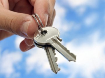 Братам-сиротам зі Старовижівського району подарували квартиру