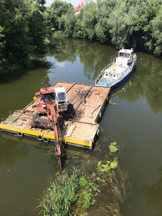 У Луцьку чистять річку Стир