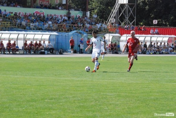 Матч поколінь в Луцьку: ветерани «Волині» проти сучасників. ФОТО