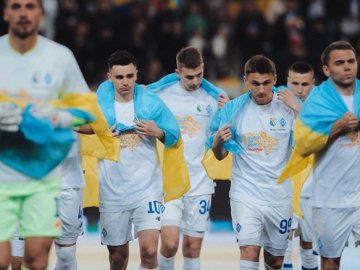 Президент футбольного клубу Стяуа назвав бійців «Азова» нацистами