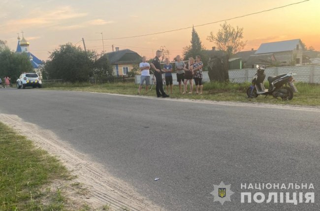 На Волині 15-річний скутерист збив пішохода