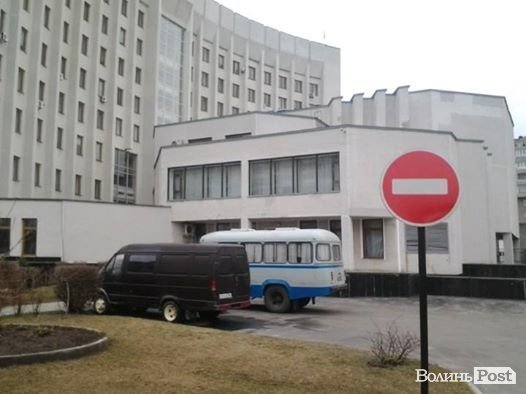 Волинська ОДА готується до штурму. ДОПОВНЕНО