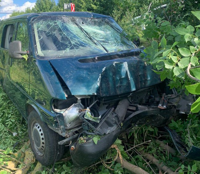На Волині нетверезий водій злетів у кювет: є постраждалі. ФОТО