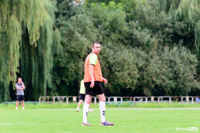 «Поступилися «Волині»: як журналісти відбігали матч проти футболістів луцького клубу. ФОТО