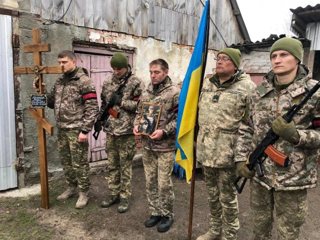 Вважався зниклим безвісти: на Волині поховали 22-річного Героя Андрія Мельничука