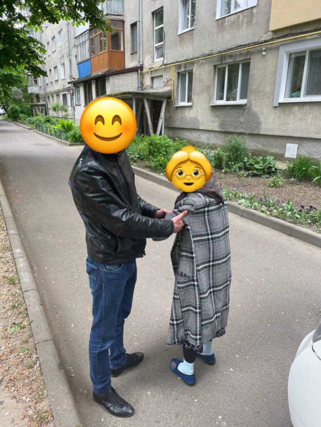 У Луцьку патрульні допомогли 83-річній бабусі, яка заблукала