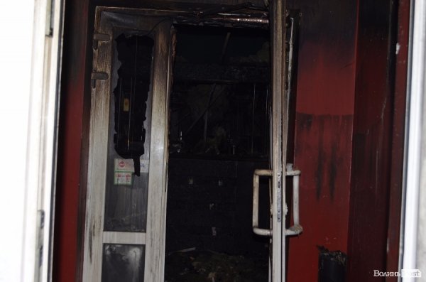 Подробиці пожежі у луцькому більярдному клубі. ФОТО