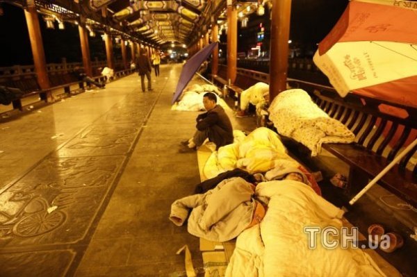 Китай очухується від землетрусів. ФОТО