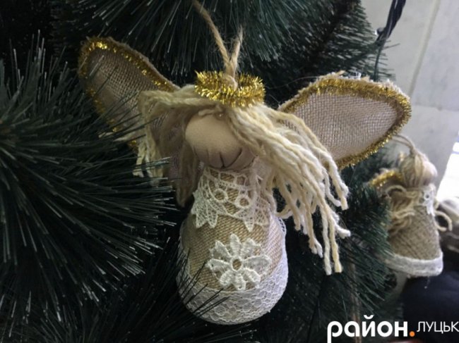 «Янголятко для Мар’яни»: у Луцьку збирають гроші для онкохворої дівчини