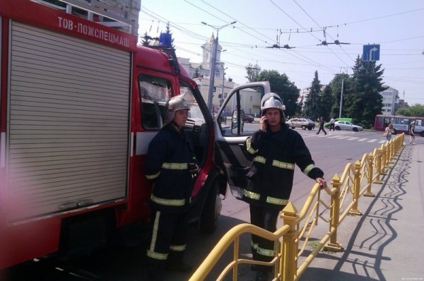У  Луцьку пролунав вибух: міліція та СБУ вчаться ловити терористів. ФОТО