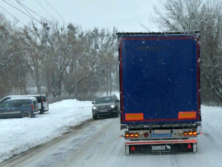 Через снігопад синоптики оголосили на Волині другий рівень небезпечності