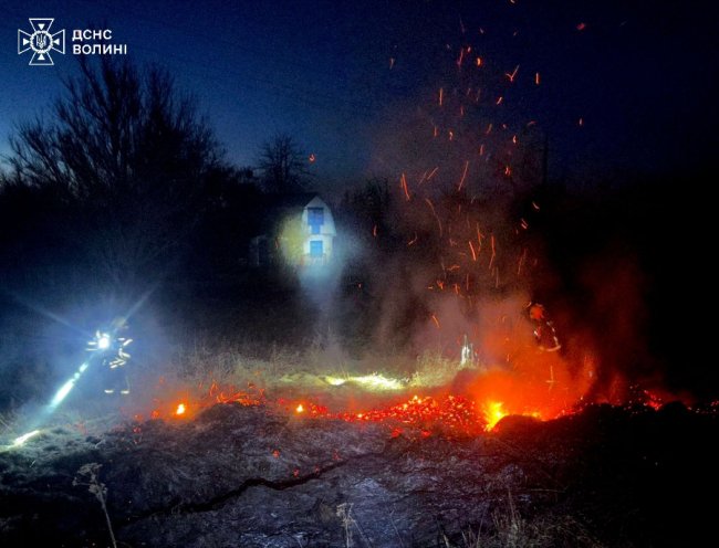 На Волині рятувальники погасили чотири  пожежі