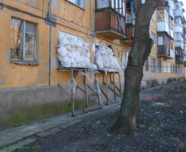 Як живеться на окупованій території ДНР і ЛНР. ФОТО