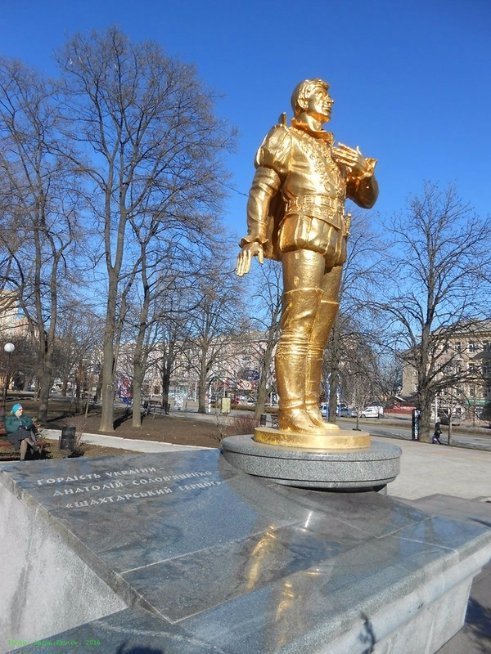 Як живеться на окупованій території ДНР і ЛНР. ФОТО