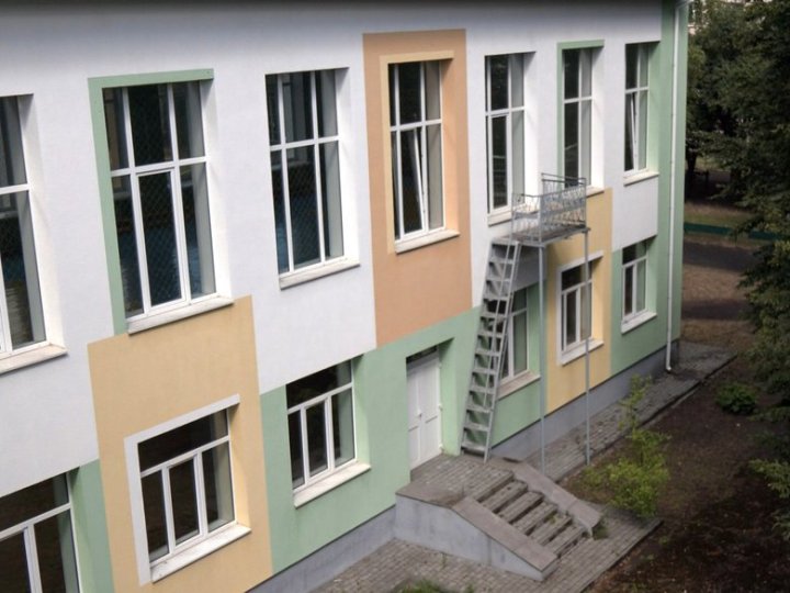 У Луцьку п'ятьом псевдопрацевлаштованим вчителям ліцею №15 скасували бронювання від мобілізації