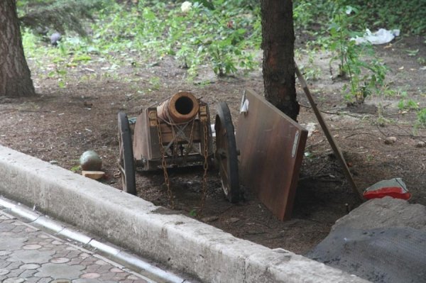 Спадщина слов'янських терористів. ФОТОРЕПОРТАЖ