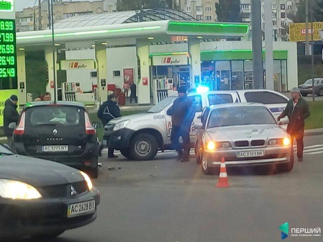 У Луцьку не розминулися Renault та BMW