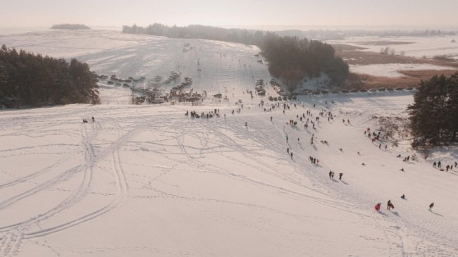 Велика гірка та смачна їжа: як у Лищі за день зібрали майже 900 тисяч для Матвія Колядюка. ФОТО