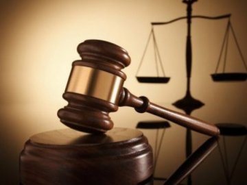 Суд на Волині повернув пенсіонерці труси, відібрані поліцейськими