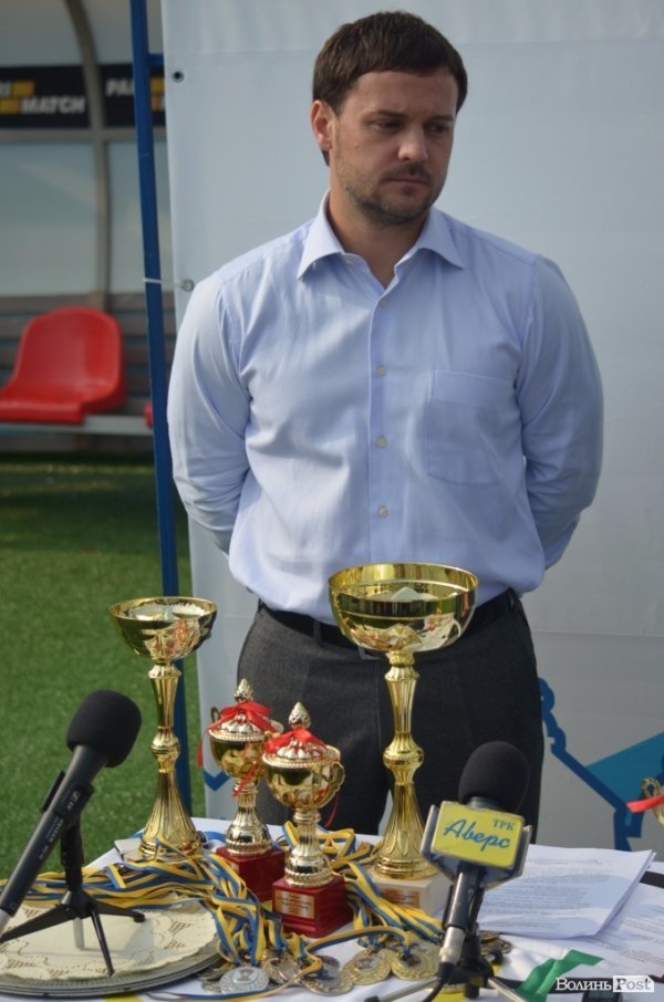 У Луцьку підписали меморандум, який дозволить побудувати стадіон в кожному районі області. ФОТО 