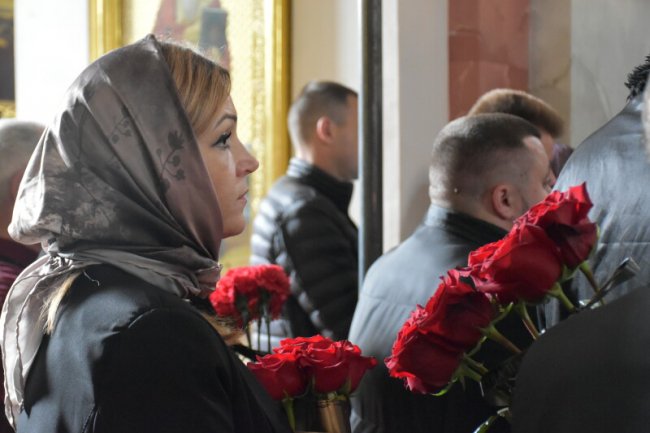 У Луцьку віддали останню шану Героєві Максиму Устимчуку