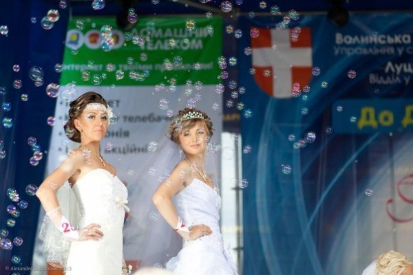 Переможці Параду наречених в Луцьку. ФОТО