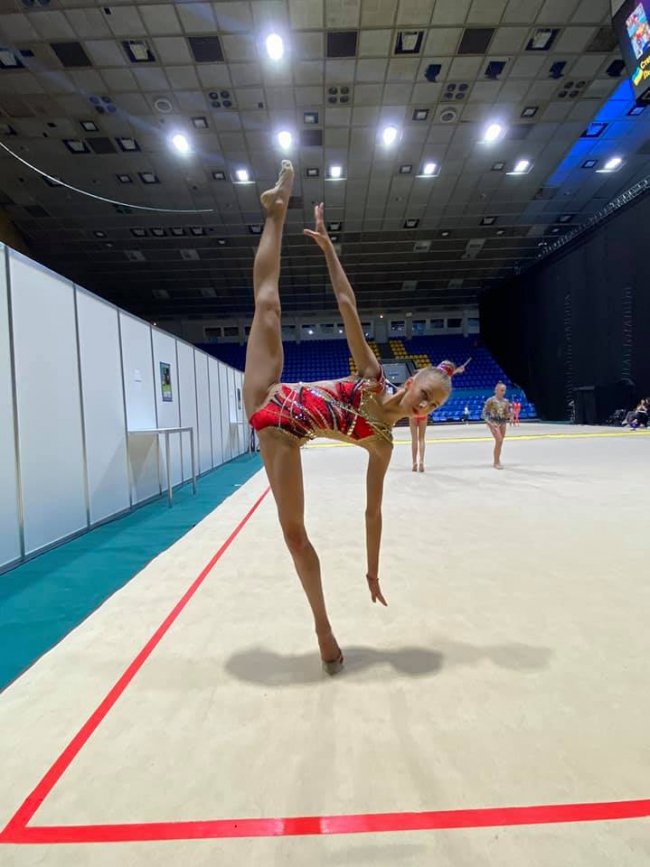 Гімнастки з Волині змагалися за звання кращих на чемпіонаті України у Києві