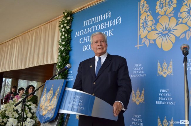 Об’єднані добром: перший молитовний сніданок Волині зібрав і друзів, і опонентів. ФОТО