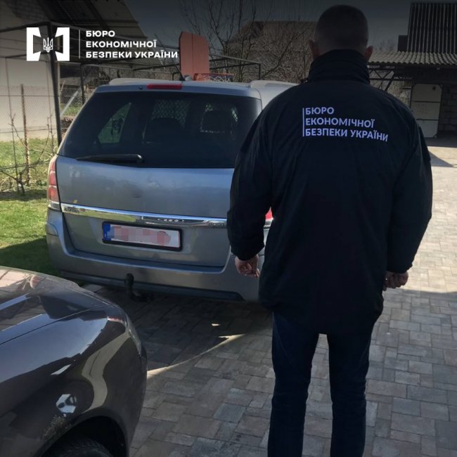 Судитимуть волинянина, який продавав авто, завезені під виглядом допомоги для ЗСУ