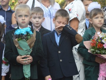 «Ми з’їмо граніт наук»: свято першого дзвоника у школі №26. ФОТО