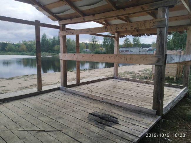 На Волині вандали пошкодили новостворений дендропарк. ФОТО