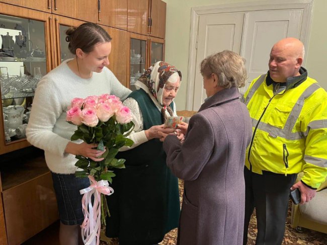 «Я вдячна Господу, що продовжив мій вік»: довгожителька з Волині відзначила 100-літній ювілей